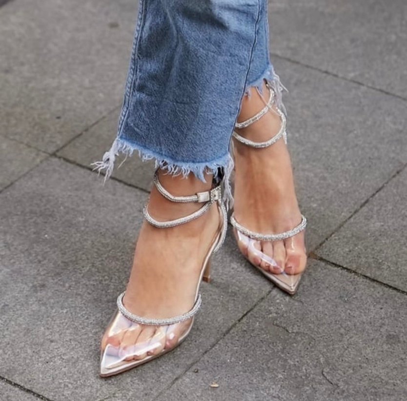 Pelinin Ayakkabıları. Topuklu ayakkabı - Görsel 2