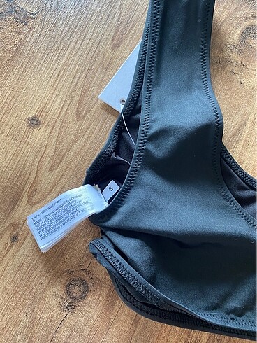 s Beden siyah Renk Etiketli bikini üstü