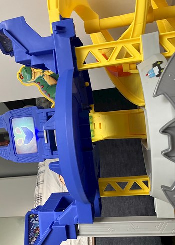 Batwheels Aksiyon Figürü Oyun Seti sesli ışıklı - Görsel 12