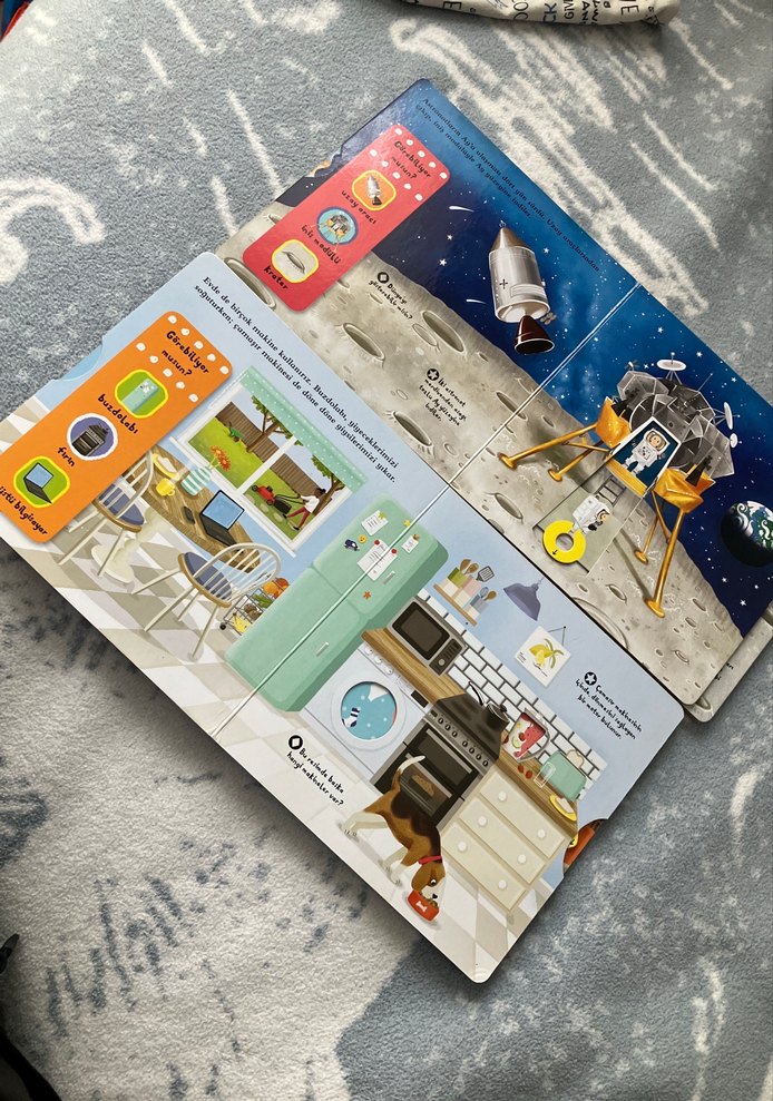 İlk Keşifler: Ay'a İniş ve Makineler hareketli kitap - Görsel 5