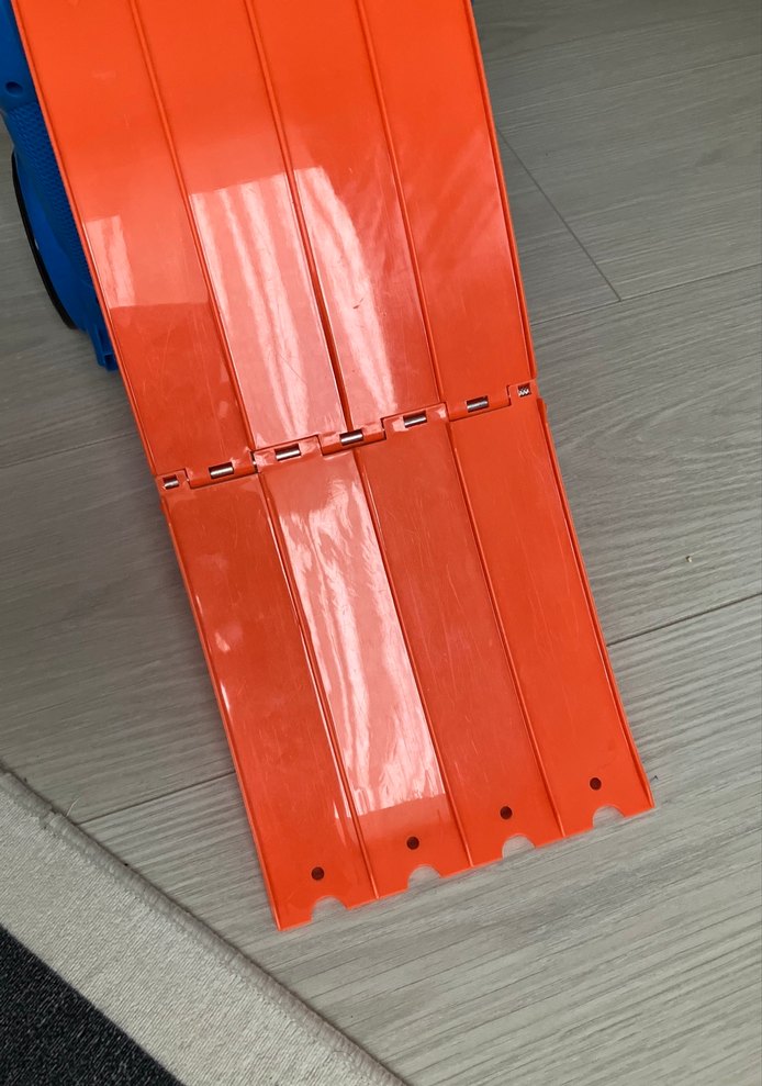 Hot wheels multi launcher case araç garajı rampalı yarış - Görsel 5