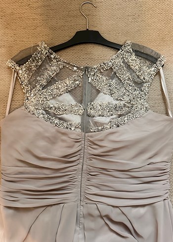 Bej Drapeli V Yaka Uzun Abiye Şifon Elbise - Görsel 4