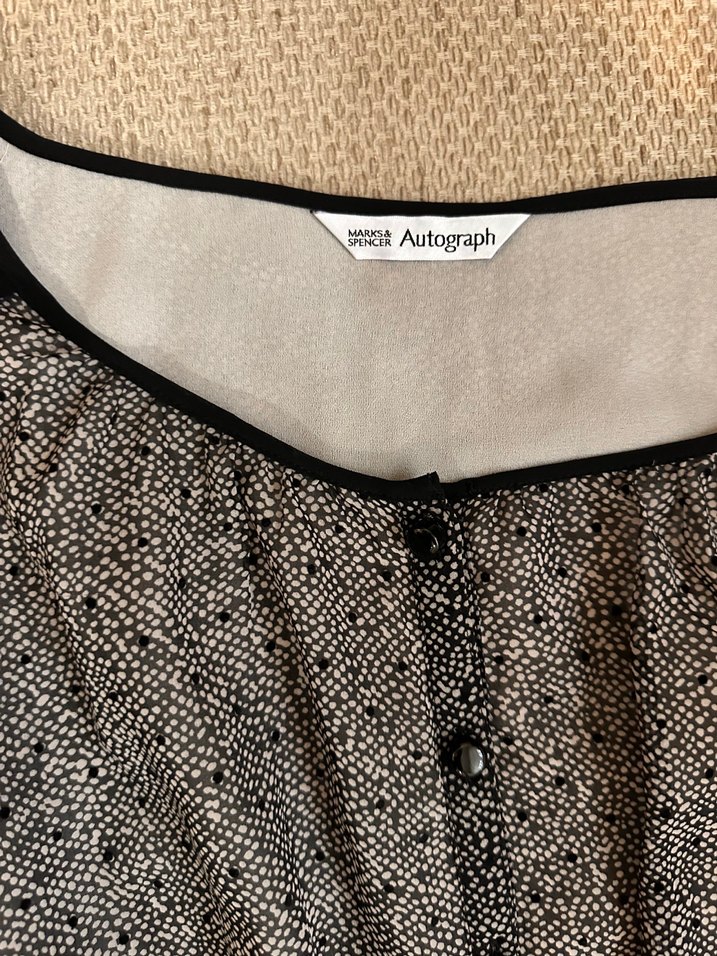 Düğmeli V Yaka Midi Kadın Elbise - Görsel 3