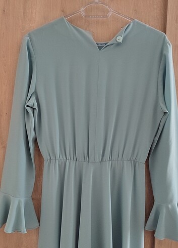 Kol detaylı uçuş elbise - Görsel 3