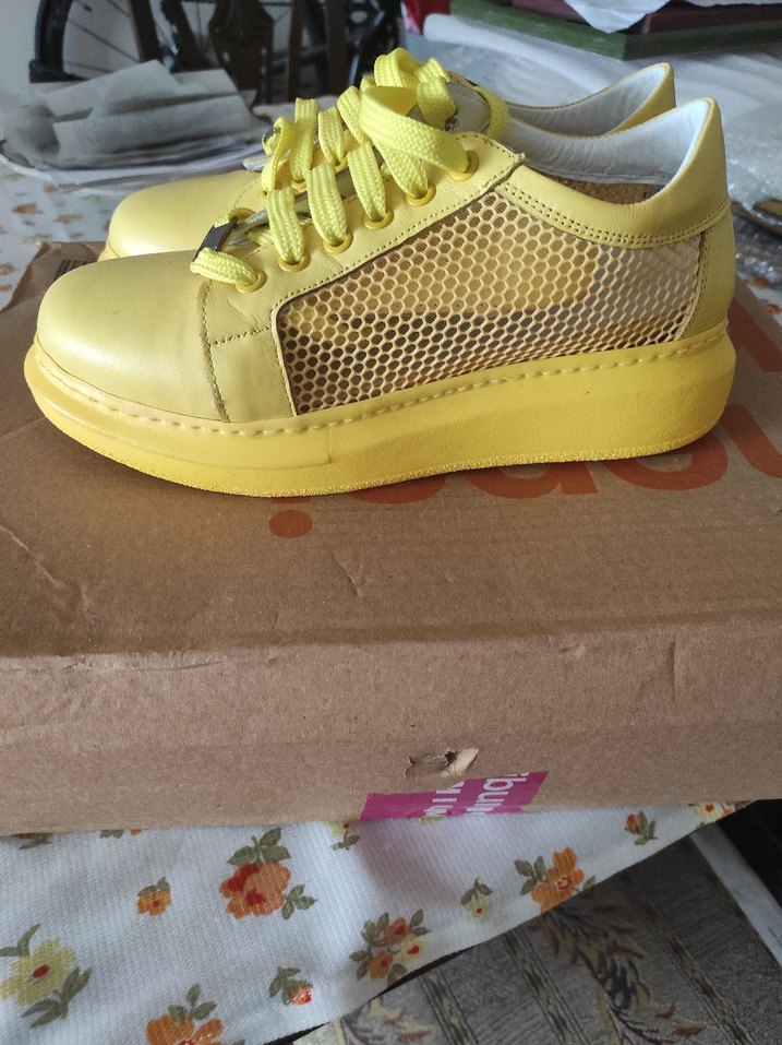 Sarı Fileli Kadın Sneakers - Görsel 2