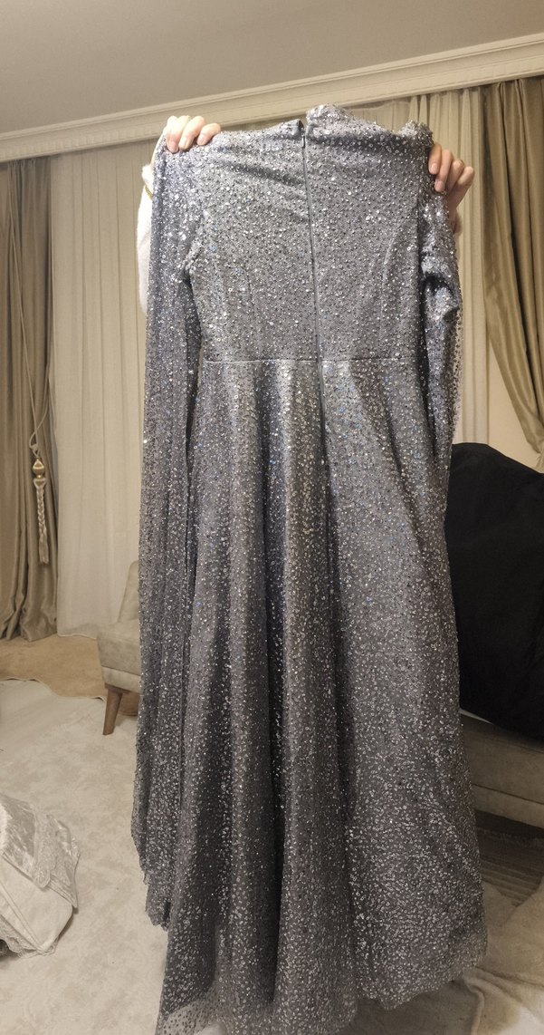 Gri Uzun Kollu Drapeli Abiye Elbise - Görsel 2