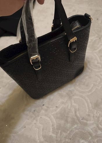 Guess Siyah Deri Tokalı Kadın Çanta - Görsel 3