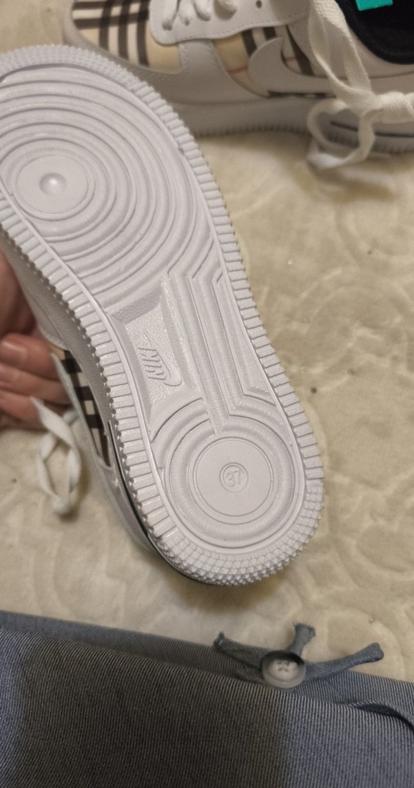 Nike Beyaz Kareli Kadın Spor Ayakkabı - Görsel 3