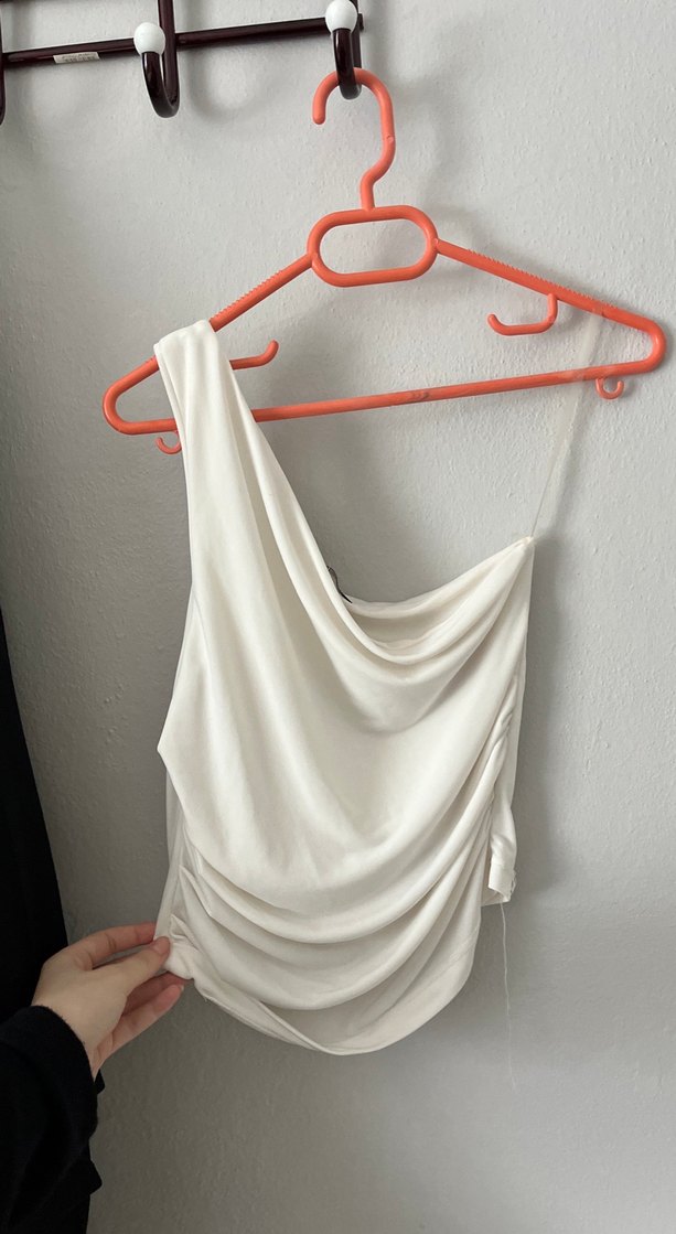 Omuz detaylı straplez bluz - Görsel 2