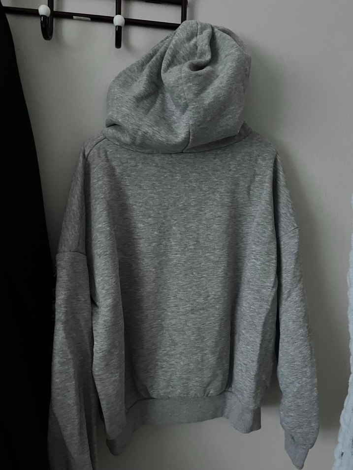 Gri Baskılı Kapüşonlu Sweatshirt - Görsel 3