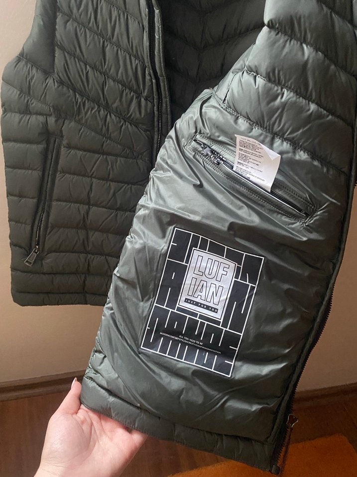 Gri Kapitone Yelek, Yüksek Yakalı, Fermuarlı - Görsel 3