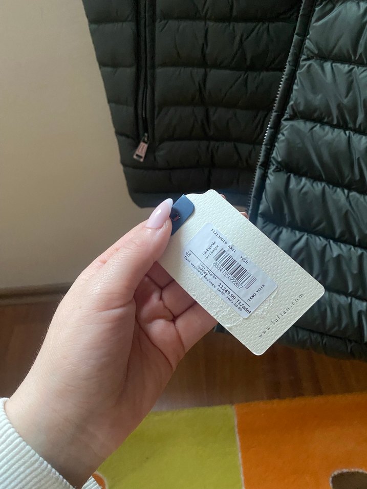 Gri Kapitone Yelek, Yüksek Yakalı, Fermuarlı - Görsel 2