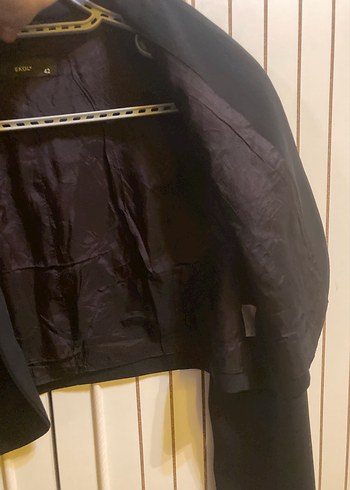 Düğmeli Siyah Midi Kadın Blazer - Görsel 4