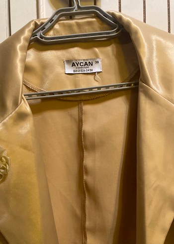 Saten Görünümlü Altın Rengi Kadın Blazer Ceket - Görsel 3