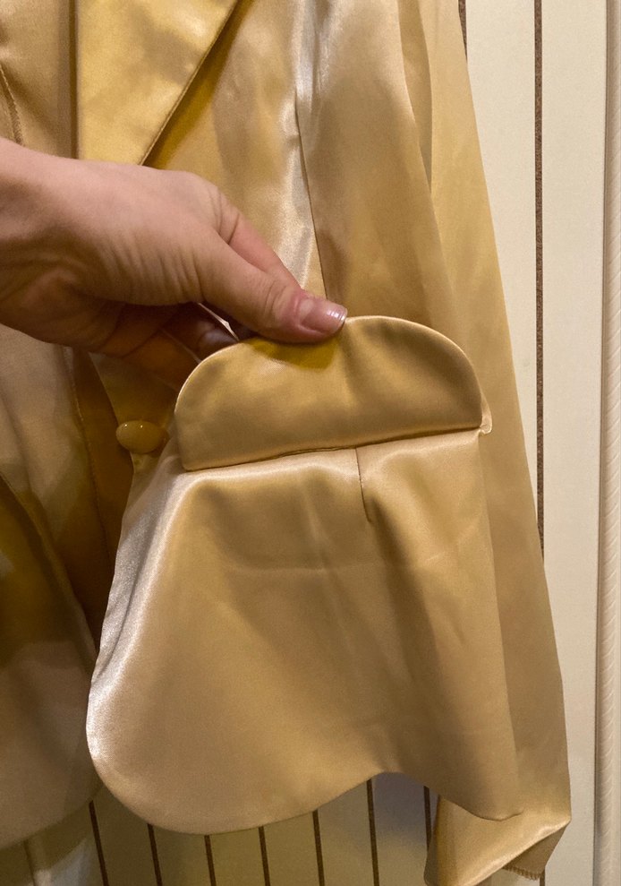 Saten Görünümlü Altın Rengi Kadın Blazer Ceket - Görsel 5