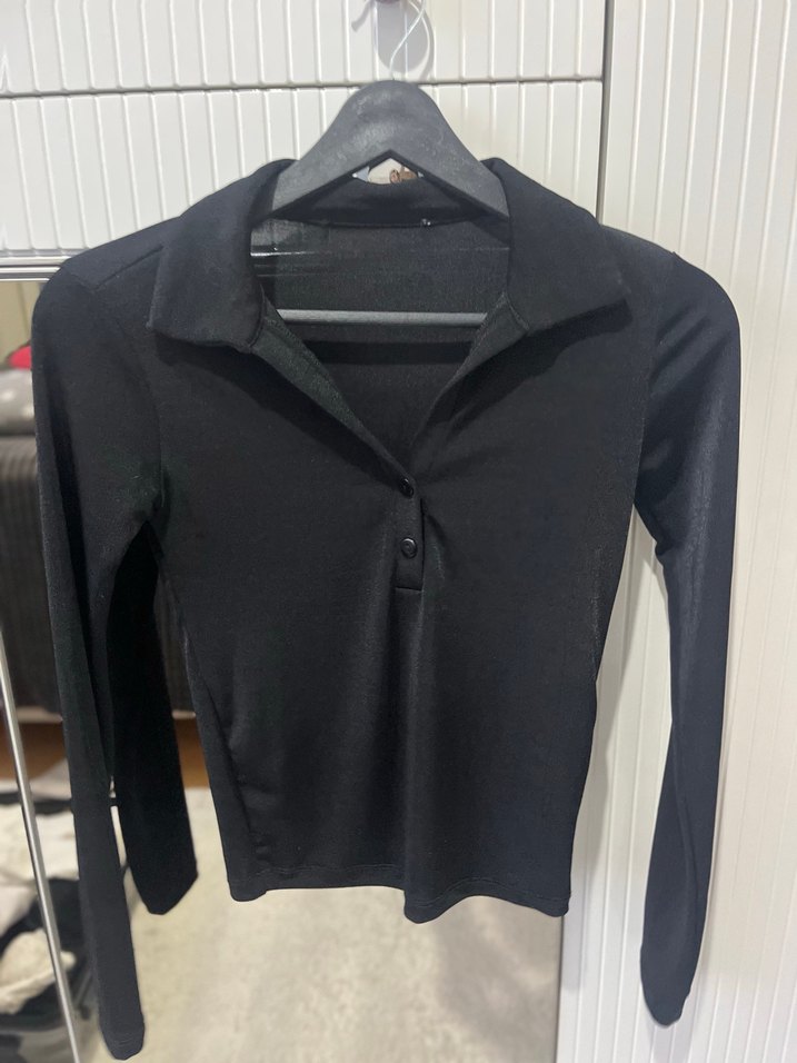 Düğmeli Siyah Uzun Kollu Kadın Gömlek - Görsel 3