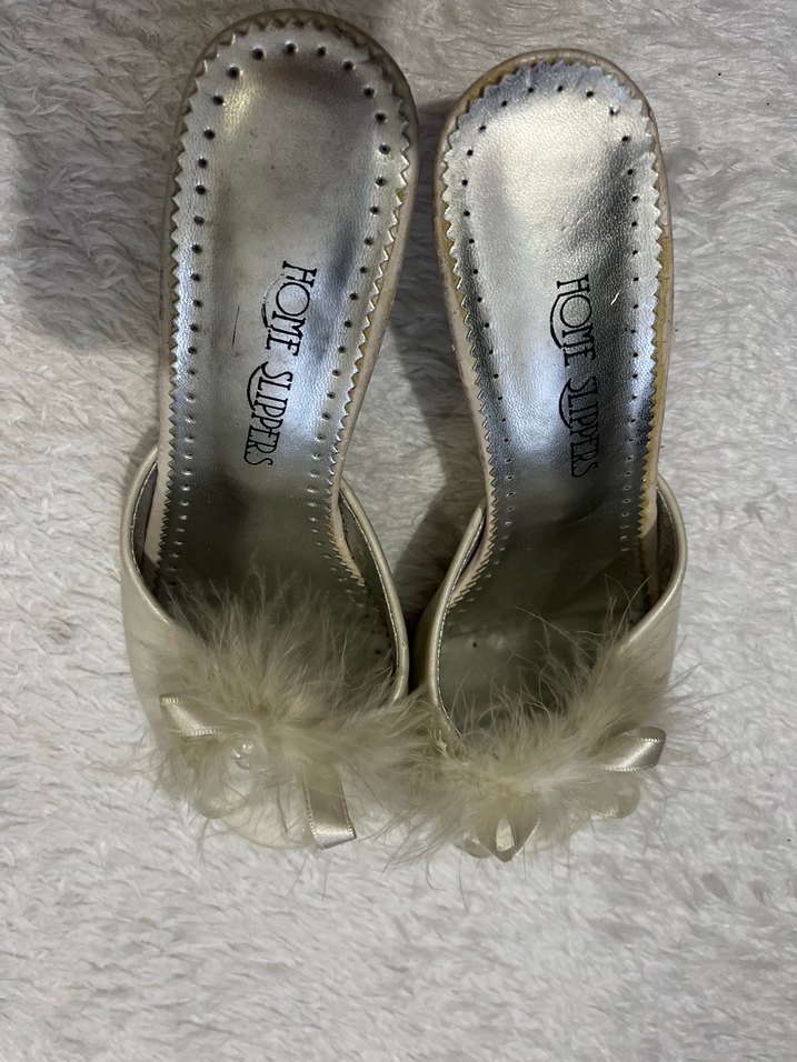 Beyaz Kürklü Yüksek Topuklu Kadın Terlik - Görsel 2