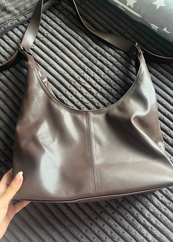 Kahverengi Deri Tokalı Kadın Çantası - Görsel 2