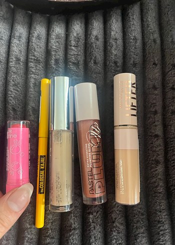 Pastel Tonlarda KIKO Uzun Süre Kalıcı Makyaj Seti - Görsel 4