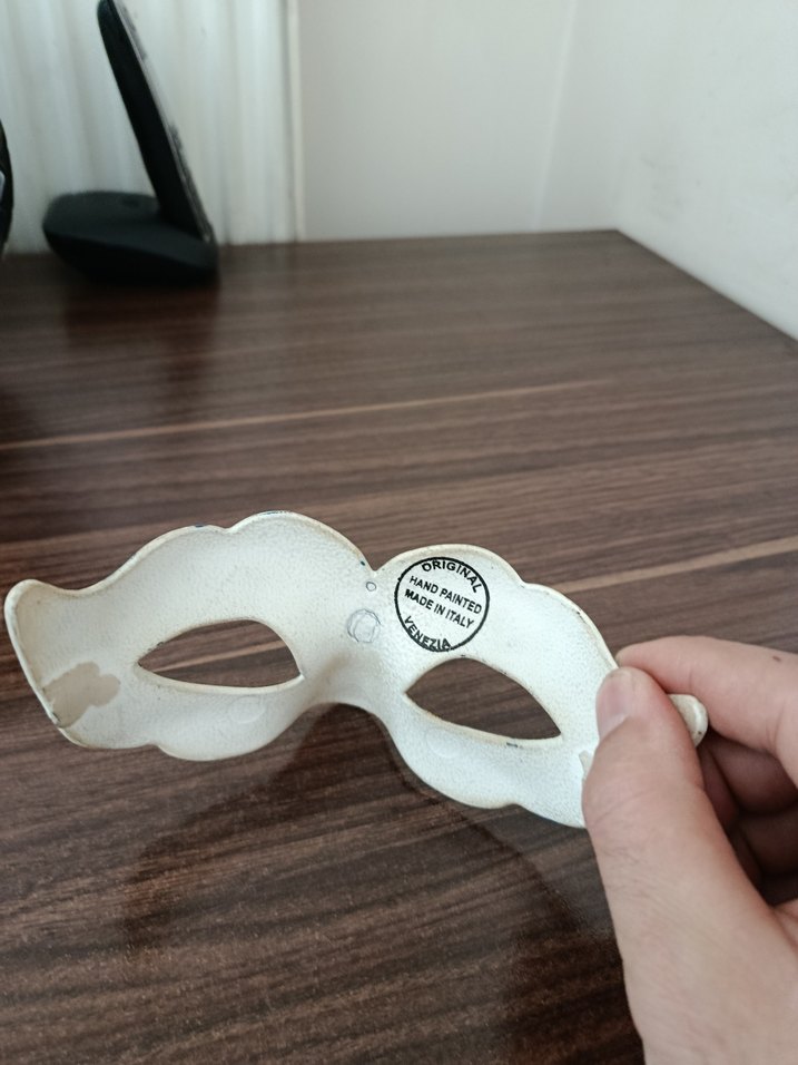 şık bir maske - Görsel 2