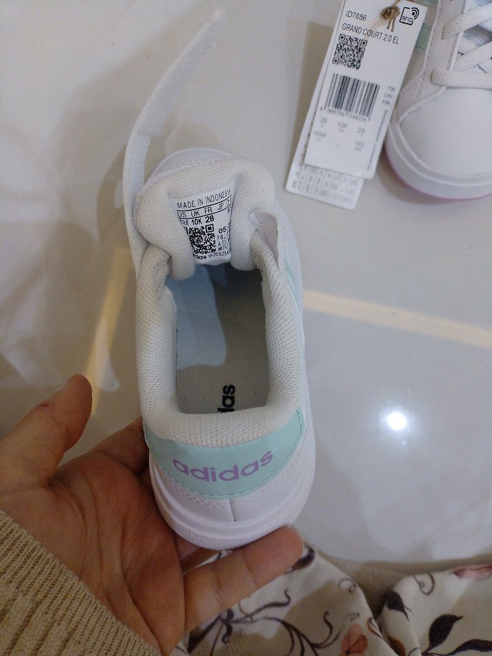 Kız Çocuk Beyaz Cırtlı Spor Ayakkabı - Görsel 3