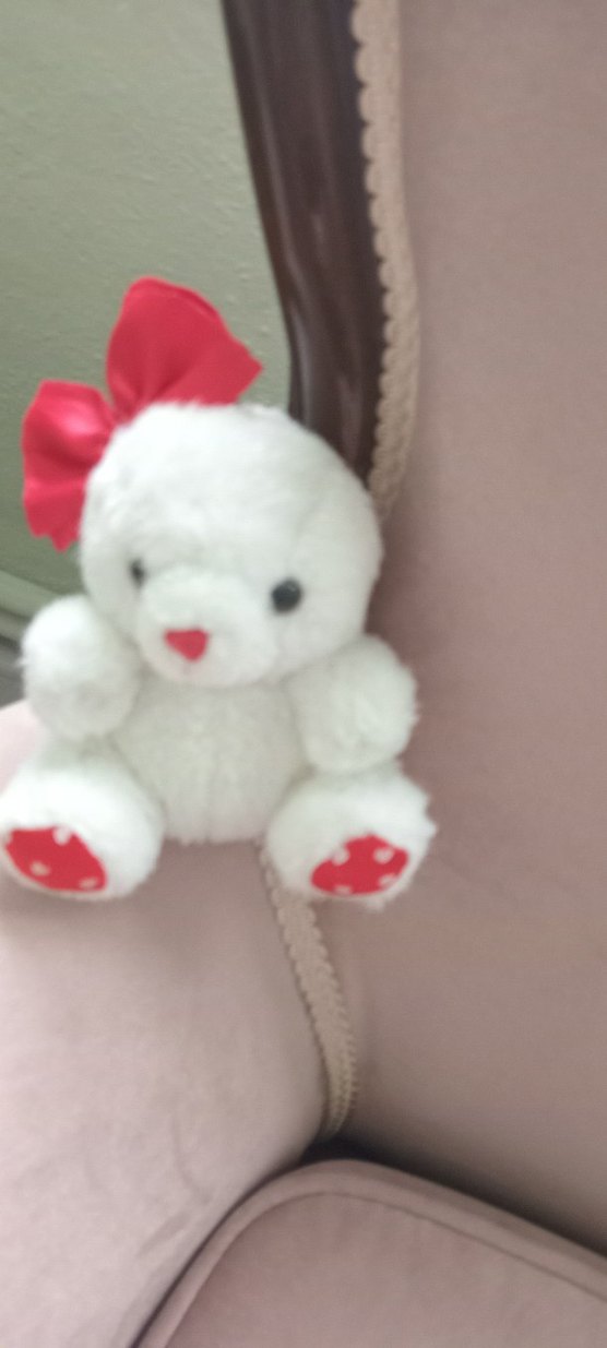 Kırmızı Fiyonklu Beyaz Peluş Ayıcık - Görsel 2