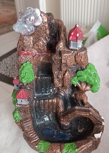 Renkli Detaylı Kaya ve Ağaç Figürü - Görsel 4