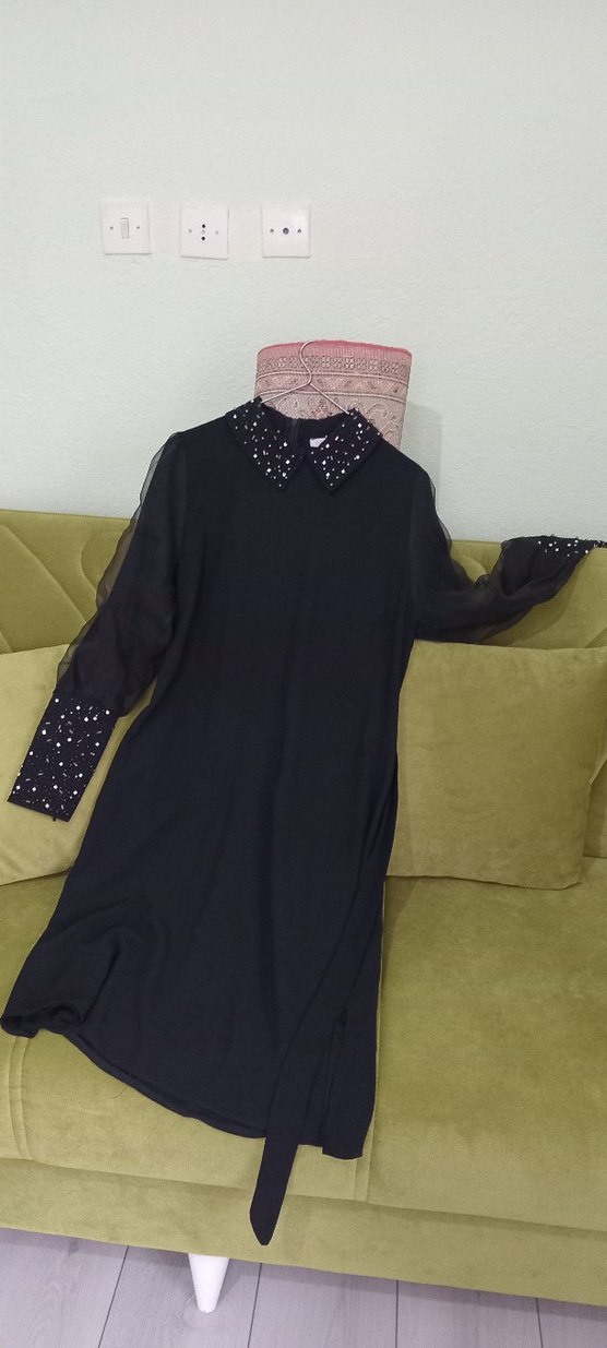 Parlak İşlemeli Siyah elbise - Görsel 4