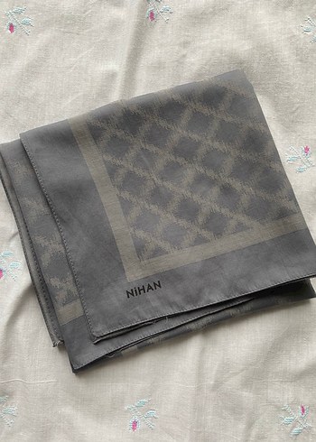 Gri ve Antrasit 2 Adet Pamuklu İpek Görünümlü Kadın Nihan Eşarp - Görsel 14