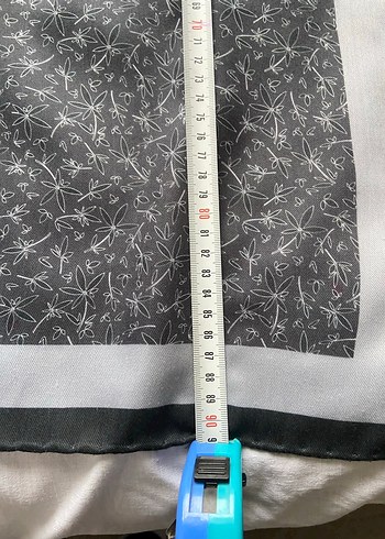 Gri ve Antrasit 2 Adet Pamuklu İpek Görünümlü Kadın Nihan Eşarp - Görsel 7