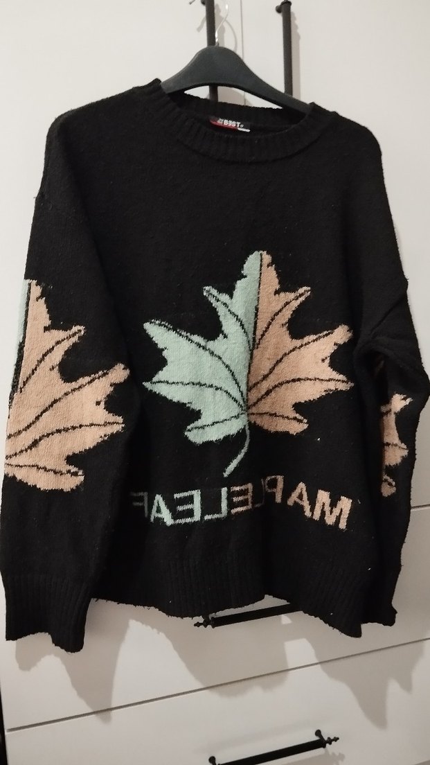 Kadın siyah desenli kazak - Görsel 2