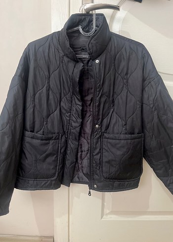 Düğmeli ve Fermuarlı Kapitone Ceket - Görsel 2