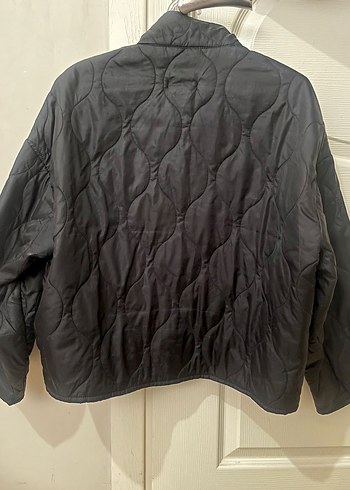 Düğmeli ve Fermuarlı Kapitone Ceket - Görsel 6