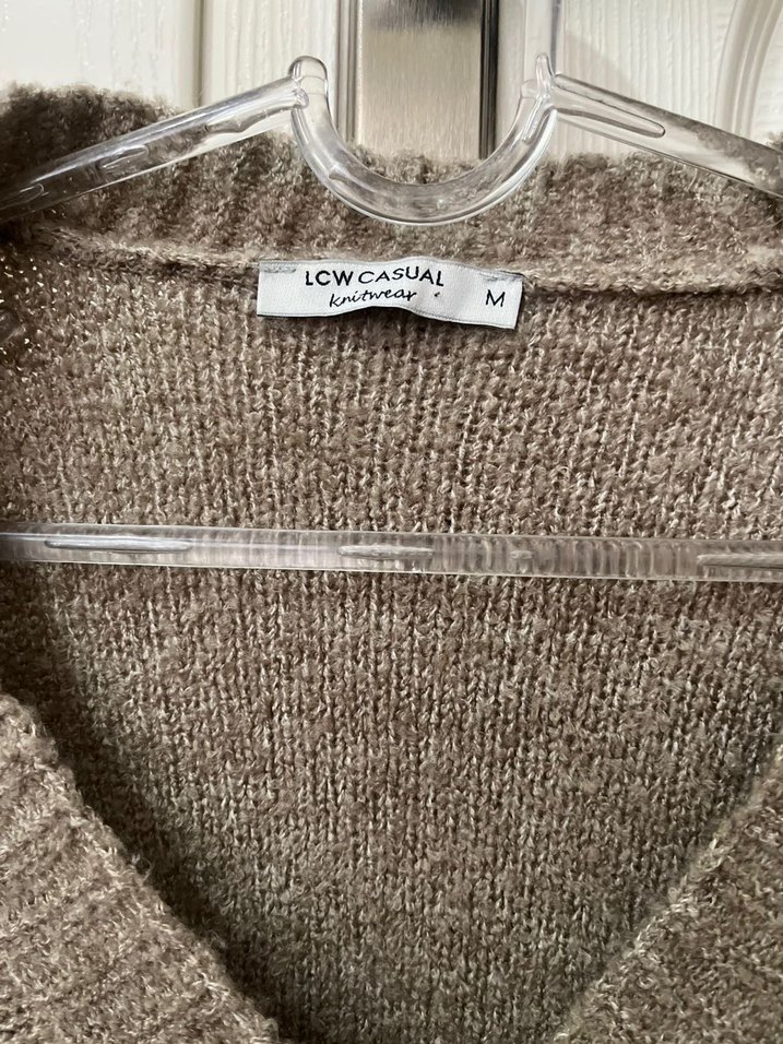 Bej Örgü V Yaka Midi Hırka - Görsel 4