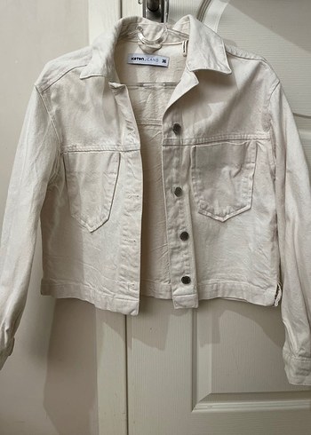 Düğmeli Krem Kadın Kot Ceketi - Görsel 3