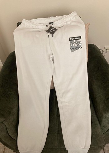 Pamuklu Beyaz Erkek Mini Eşofman Altı - Görsel 2