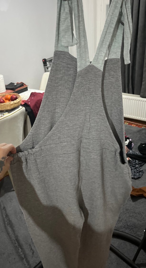 Kadın  Gri Triko Askılı Tulum - Görsel 4