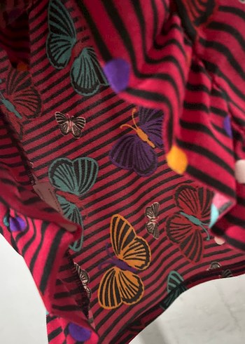 Renkli Kelebek Desenli Pilili Midi Etek - Görsel 2