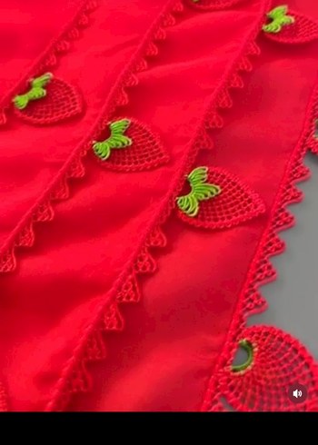 Bohem Kırmızı Çilek Motifli El İşi - Görsel 3