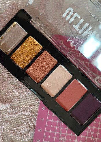 NYX Ultimate Edit Göz Farı Paleti - Görsel 2