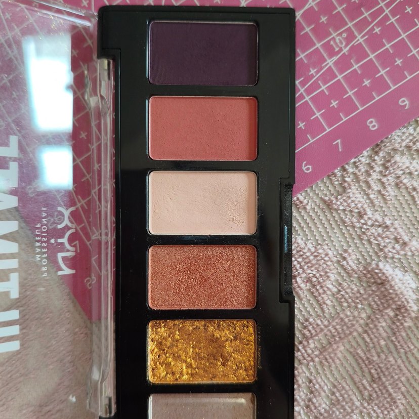 NYX Ultimate Edit Göz Farı Paleti - Görsel 3