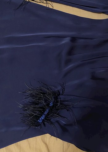 Saten Uzun Kol Kürklü Lacivert Abiye Elbise - Görsel 2