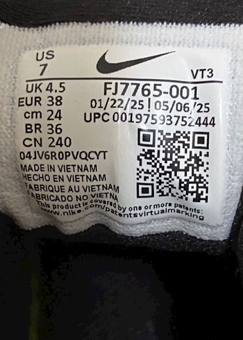 Nike Kadın Siyah Bağcıklı Spor Ayakkabı - Görsel 5