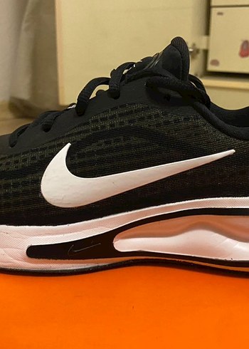 Nike Kadın Siyah Bağcıklı Spor Ayakkabı - Görsel 2