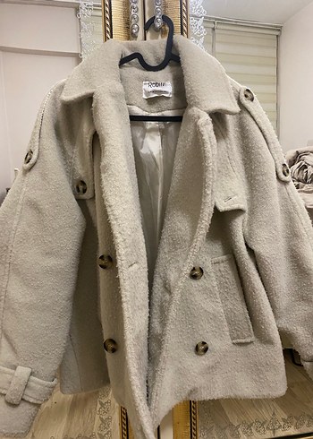 Düğmeli Bej Midi Kadın Kaban - Görsel 2