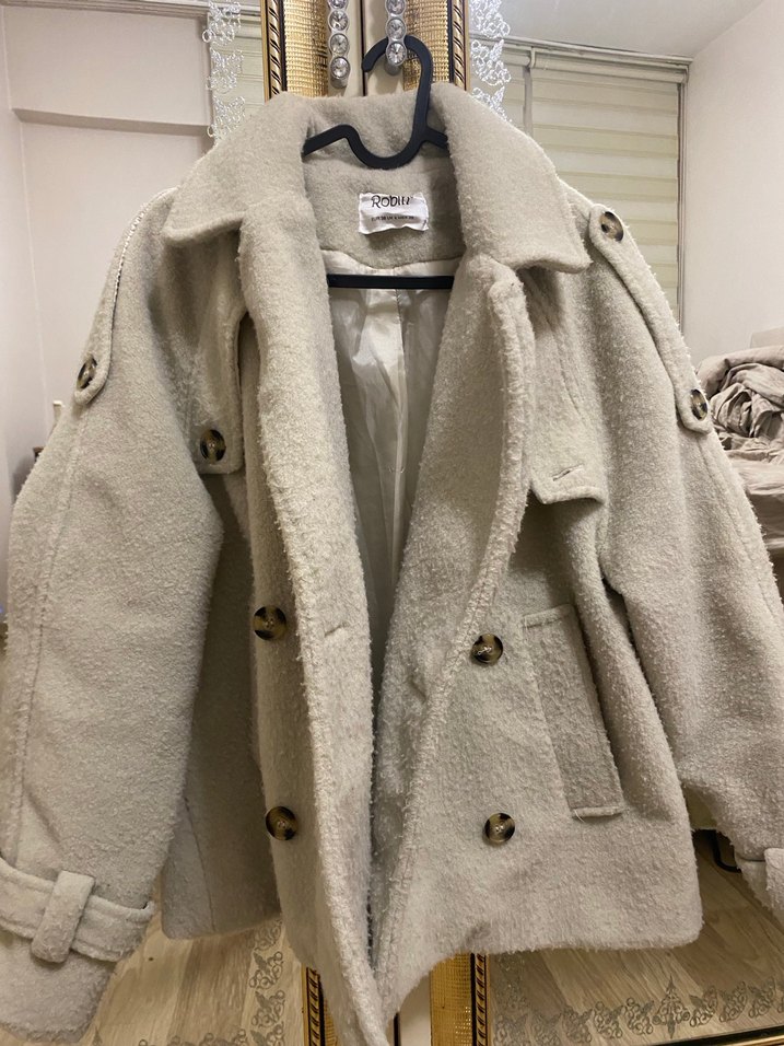 Düğmeli Bej Midi Kadın Kaban - Görsel 2