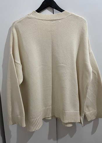 Pull and Bear Beyaz Dökümlü Triko Kadın Kazak - Görsel 6