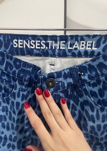 Mavi Leopar Desenli Kadın Denim Pantolon - Görsel 3