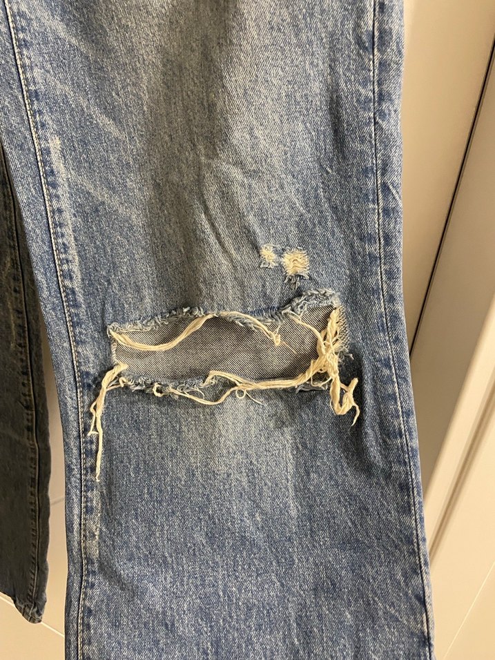 Zara Destroy Yırtık Jean Pantolon - Görsel 4
