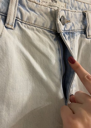 Stradivarius Kadın Jean Pantolon - Görsel 4